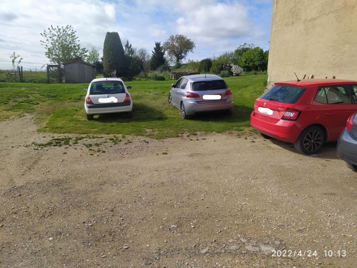 La Ferme Des Cerisiers Bed and Breakfast Reventin-Vaugris Buitenkant foto