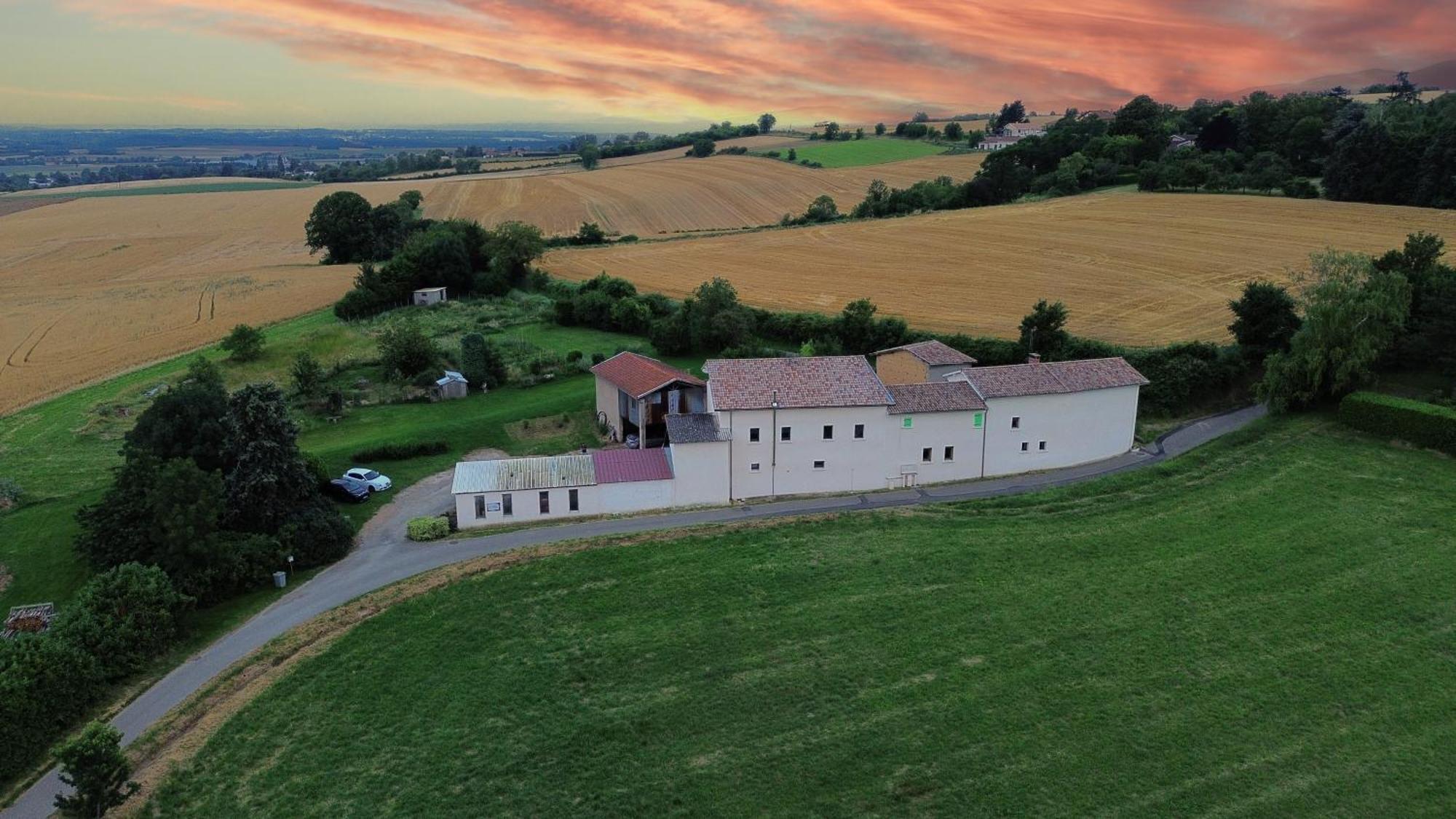 La Ferme Des Cerisiers Bed and Breakfast Reventin-Vaugris Buitenkant foto